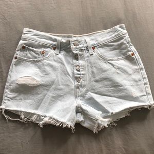 Levi’s shorts